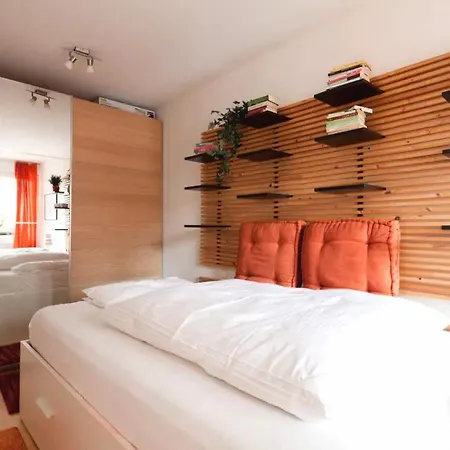 23a Modern *